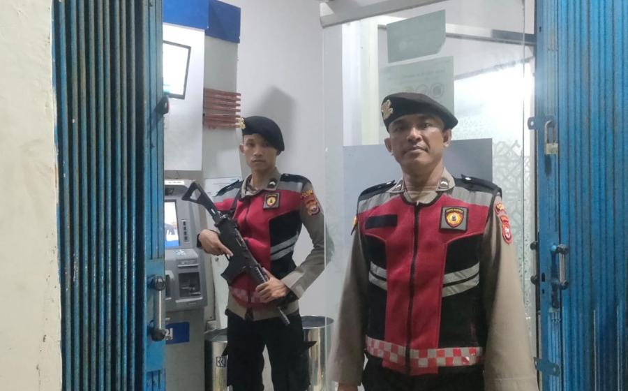 Patroli Objek Vital,  Sat Samapta Polres Kaur Pantau Situasi ATM dan Bank di Bintuhan