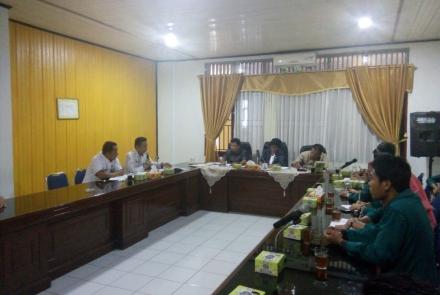 DPRD Bengkulu Utara Bersama Mahasiwa Universitas Ratu Samban