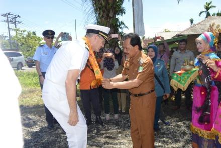 rangkaian kegiatan peletakan batu pertama pembangunan gedung Shelter Bencana Dengan Konstruksi Lima lantai
