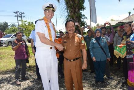 rangkaian kegiatan peletakan batu pertama pembangunan gedung Shelter Bencana Dengan Konstruksi Lima lantai