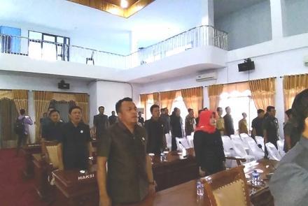Rapat Paripurna Agenda Penyampaian LKPJ 