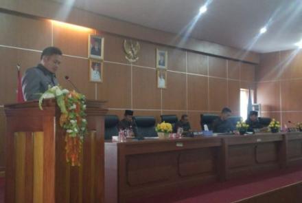 Paripurna Bahas Pandangan Akhir Fraksi Tentang Raperda No. 1 Tahun 2015