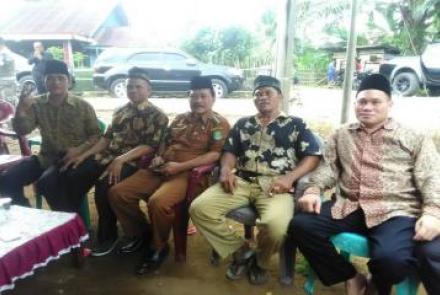 pertemuan dengan keluarga Raden Sandang
