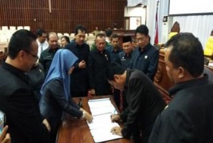 Paripurna pengesahan 2 raperda