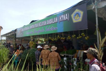  Plt Gubernur Kunjungi Lokasi Stand dan Display di Bengkulu Selatan