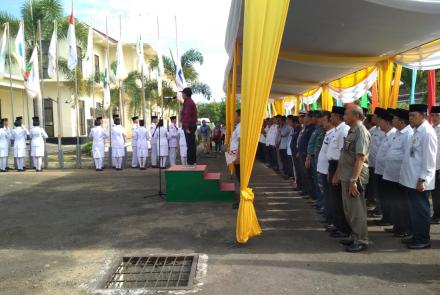 Pengibaran Bendera Kontigen 