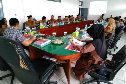 Rapat BANGGAR DPRD SELUMA