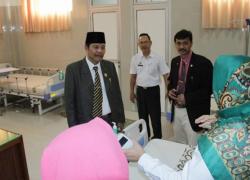 Kunjungan Wakil Ketua I Edison Simbolon dan Wakil Ketua II Suharto DPRD Provinsi Bengkulu, mengunjungi RSUD Kota Bengkulu dan Kantor Pemadam Kebakaran Kota Bengkulu