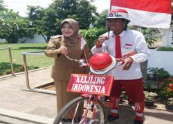 Wakil Walikota Patriana Sosialinda menyambut dengan ramah kedatangan Damin