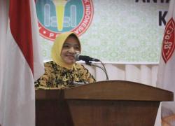 Seminar untuk mensosialisasikan perlindungan hukum profesi guru di Hotel Raffles City, Pantai Panjang, kamis (14/09/2017)