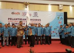 pelantikan pengurus SMSI