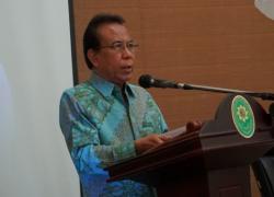 Hakim Agung MA RI, H Purwosusilo menyampaikan kata sambutan mewakili Ketua Kamar Agama MA RI