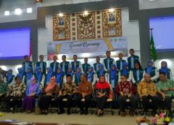 foto bersama mahasiswa STIS dengan rombongan kadis Statistik provinsi bengkulu