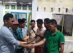 salurkan bantuan kebakaran