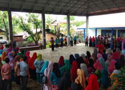 pejabat walikota saat apel gabungan di Dinas Pendidikan dan Kebudayaan Kota Bengkulu