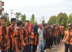 pasukan pemuda pancasila aksi siap melawan koruptor
