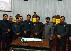  Rapat Paripurna Pandangan Fraksi & pengesahan Raperda Penyidik Pegawai Negeri Sipil (PPNS) & Perijinan Perkebunan