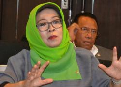 Yayuk Sri Rahayuningsih Anggota Komisi X DPR RI