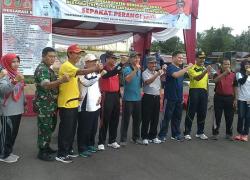 foto bersama deklarasi anti hoax