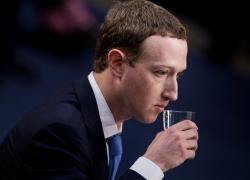 Kekayaan Bos Facebook Anjlok Lebih dari Rp 217 Triliun