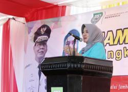  Plt Ketua TP PKK Provinsi Bengkulu Derta Wahyulin menyampaikan apresiasi kepada peserta Jambore