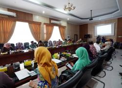 Sekretaris Daerah Provinsi Bengkulu Nopian Andusti saat memimpin Rapat Kelompok Kerja (Pokja)