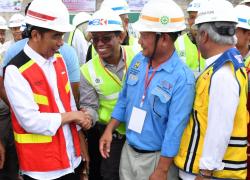 Presiden Tinjau Bendungan Passeloreng
