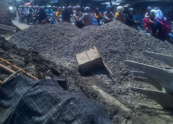 Sidak Proyek Pergantian Jembatan Air Rambai